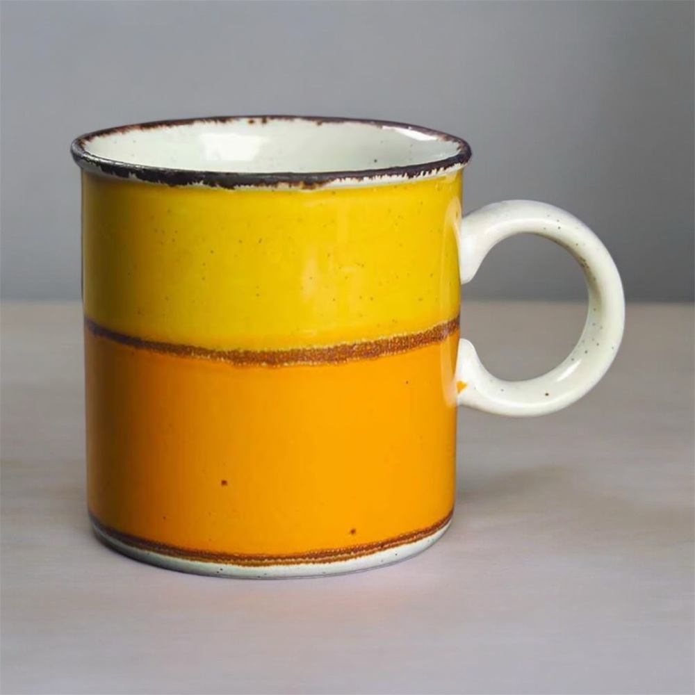 Vintage Stonehenge midwinter Sun, coffee mug